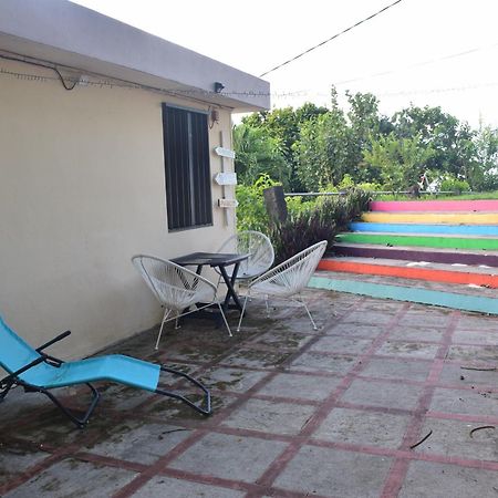Top Hill Hostel- Martinique- Auberge Dortoir 라 트리니테 외부 사진