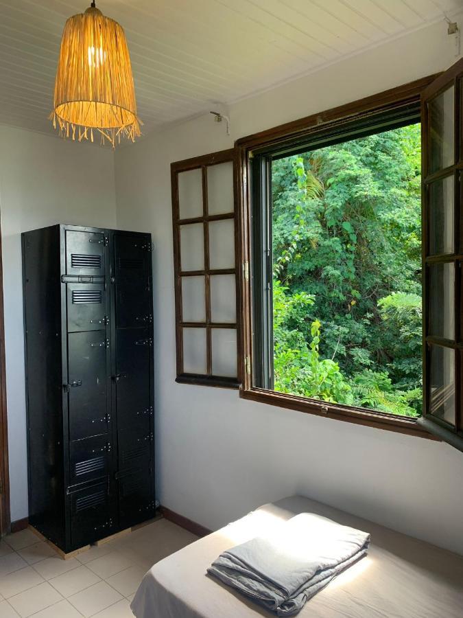 Top Hill Hostel- Martinique- Auberge Dortoir 라 트리니테 외부 사진