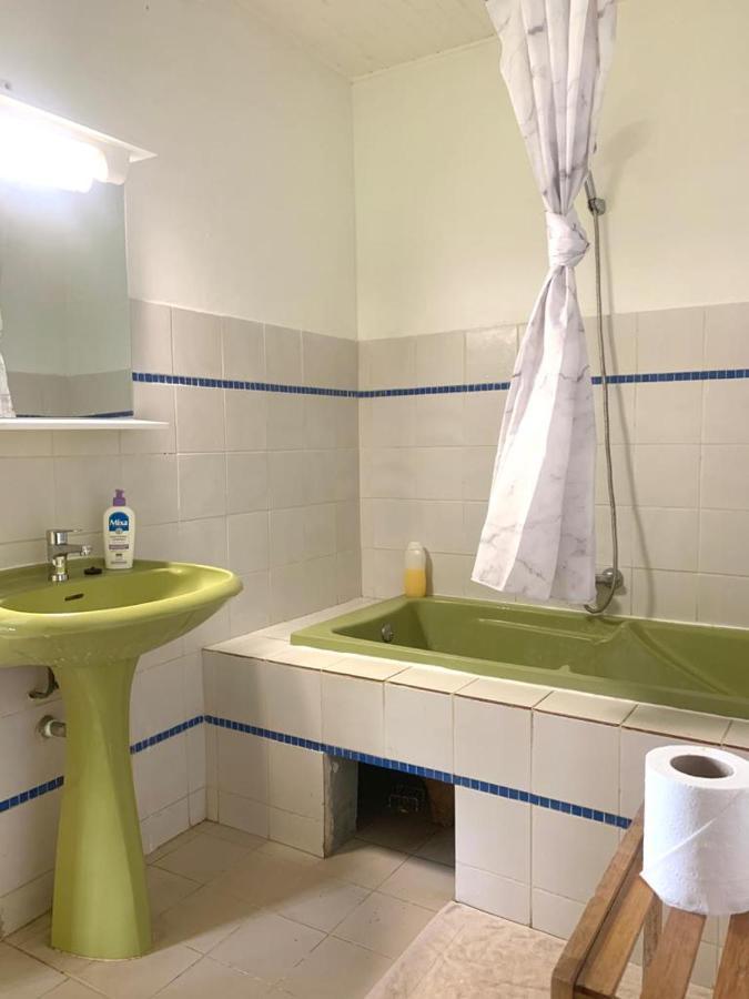 Top Hill Hostel- Martinique- Auberge Dortoir 라 트리니테 외부 사진
