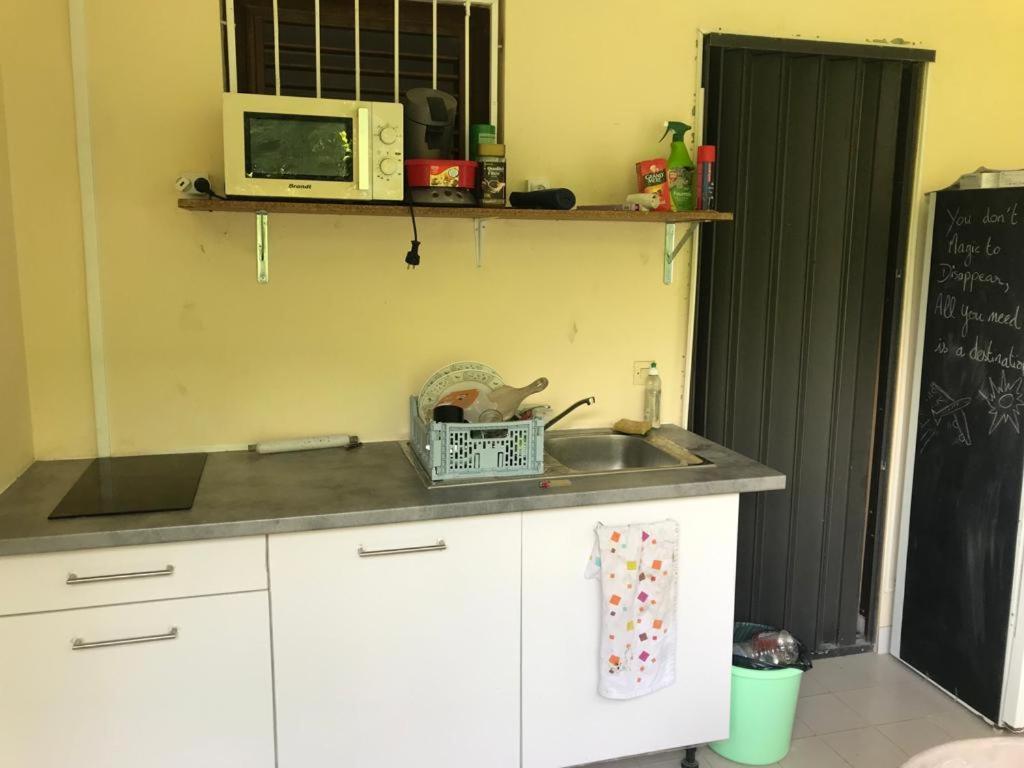 Top Hill Hostel- Martinique- Auberge Dortoir 라 트리니테 외부 사진