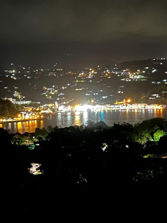 Top Hill Hostel- Martinique- Auberge Dortoir 라 트리니테 외부 사진