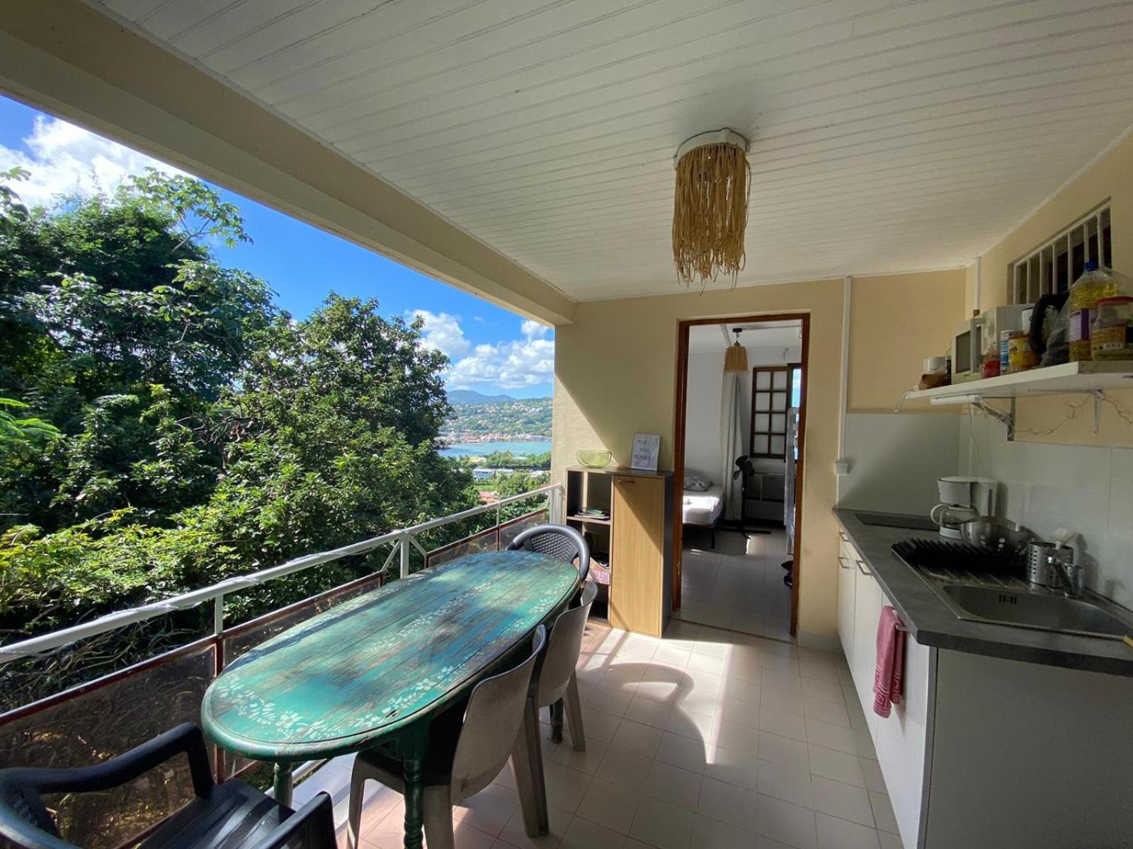 Top Hill Hostel- Martinique- Auberge Dortoir 라 트리니테 외부 사진